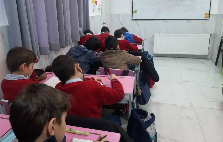 انشا با موضوع پدر قهرمان من 1