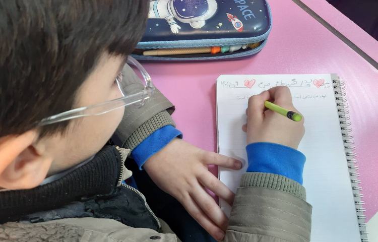 انشا با موضوع پدر قهرمان من 2