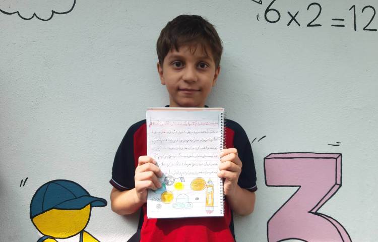 انشا با موضوع گردش با سفینه فضایی و خوانش برای دوستان 1