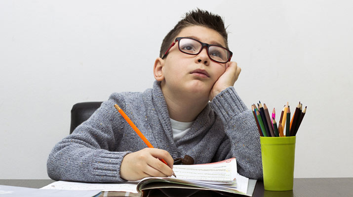 چگونه فرزندان خود را به درس خواندن ترغیب کنیم؟