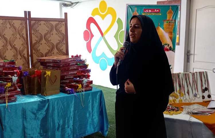 اهدای جوایز نفرات برتر مسابقات ورزشی 3