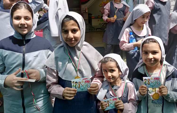 اهدای مدال به مقام آوران ورزشی 4