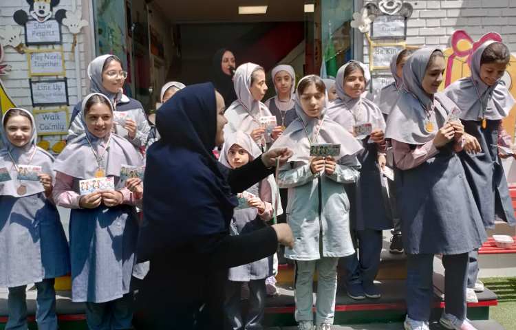 اهدای مدال به مقام آوران ورزشی 6