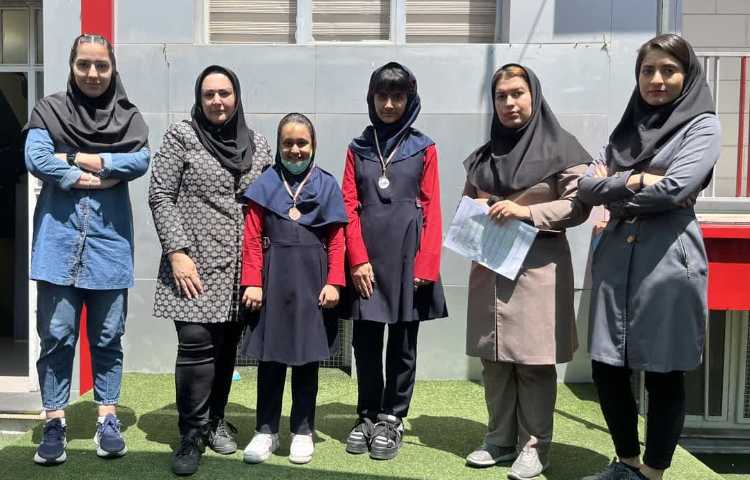 اهدای مدال های مسابقات ورزشی 5