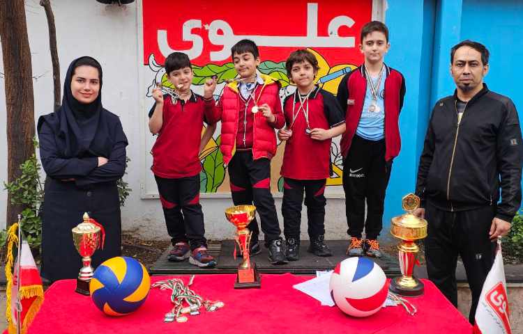 اهدای مدال ورزشی به دانش آموزان 20