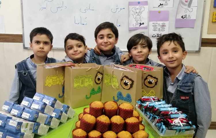 اهدای هدیه "ش" توسط کیان داوودی عزیز 3