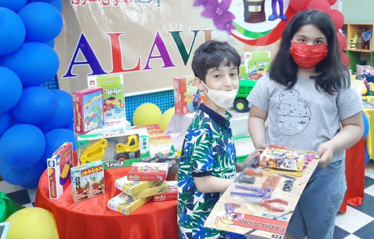 اهدای کارنامه های تحصیلی همراه با جشنواره جوایز جشن یادگیری 11