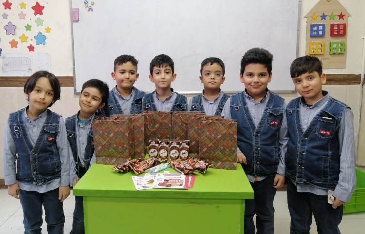 اهدای یادگاری درس "ک" توسط محمد جان 1