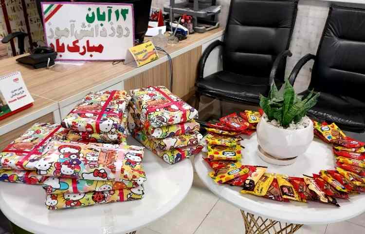 اهدا جوایز روز دانش آموز 7