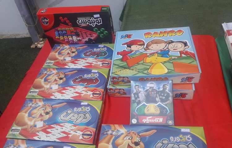 اهدا جوایز مسابقات فرهنگی و هنری بین شعب دبستان های دخترانه و پسرانه علوی 25