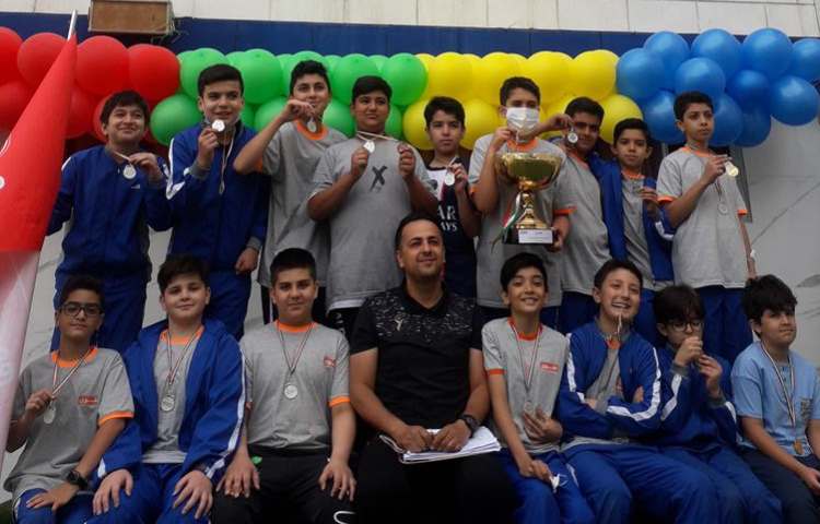 اهدا جوایز مسابقات فرهنگی و هنری بین شعب دبستان های دخترانه و پسرانه علوی 31