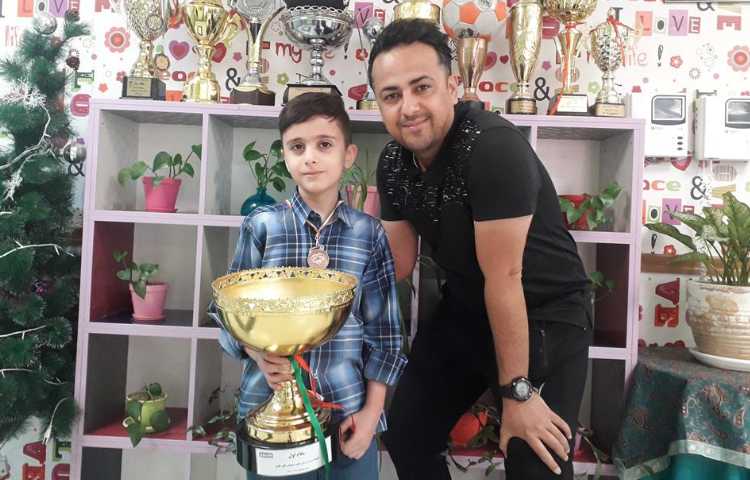 اهدا جوایز مسابقات فرهنگی و هنری بین شعب دبستان های دخترانه و پسرانه علوی 35