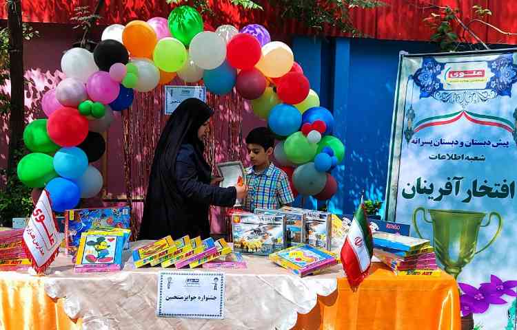 اهدا جوایز منتخبین 3