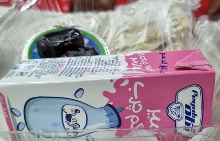 اهدا نذری (افطاری) بمناسبت شب های قدر به بیمارستان فیروزگر 2