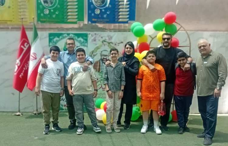 اهدا هدایا نوروزی دانش آموزان 13
