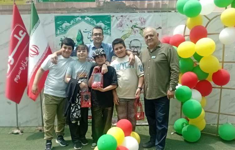اهدا هدایا نوروزی دانش آموزان 14