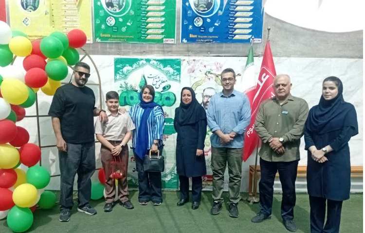 اهدا هدایا نوروزی دانش آموزان 2