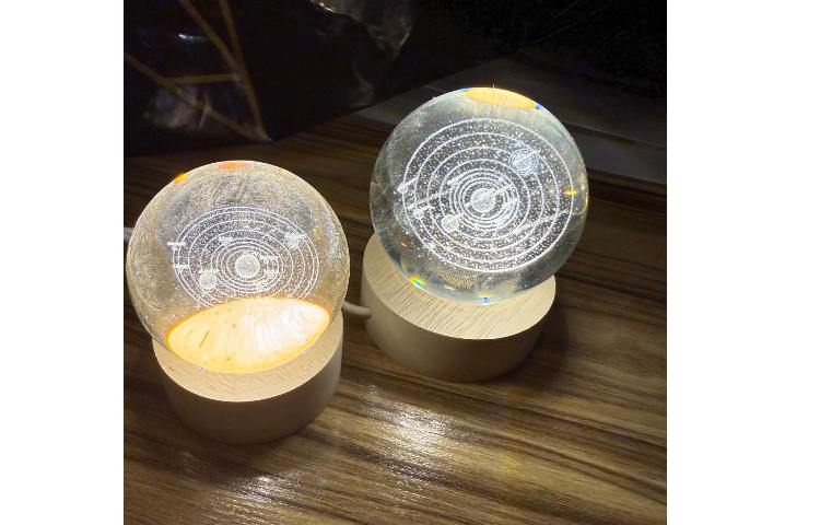 اهدا گیفت نوروزی به دانش آموزان 7