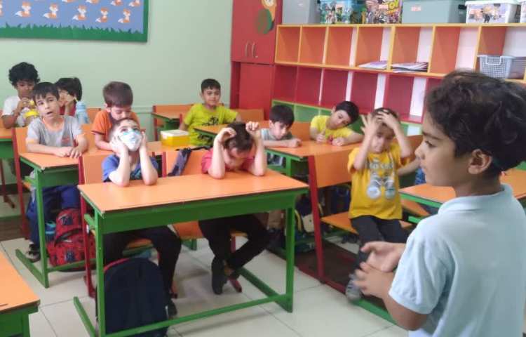 اهمیت خوب گوش دادن 1