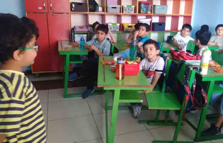 اهمیت خوب گوش دادن 2