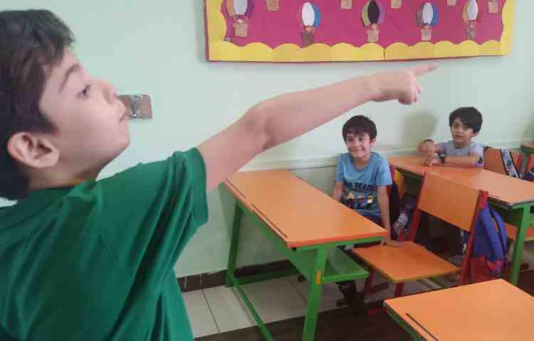 اهمیت خوب گوش دادن 4