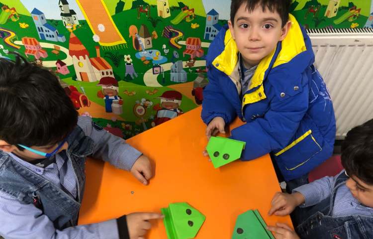 اوریگامی قورباغه 2