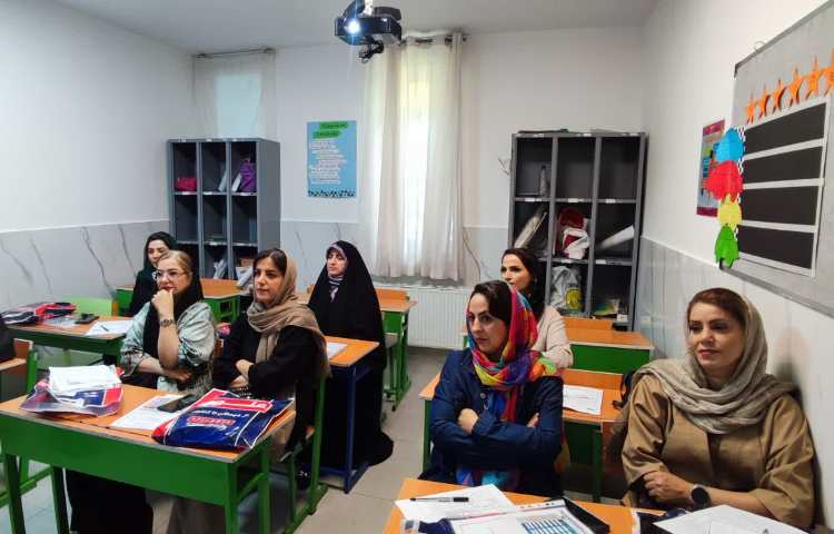 اولیا و مربیان پایه پنجم 4