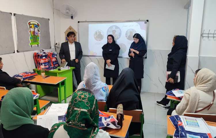 اولیا و مربیان پایه چهارم و ششم 3