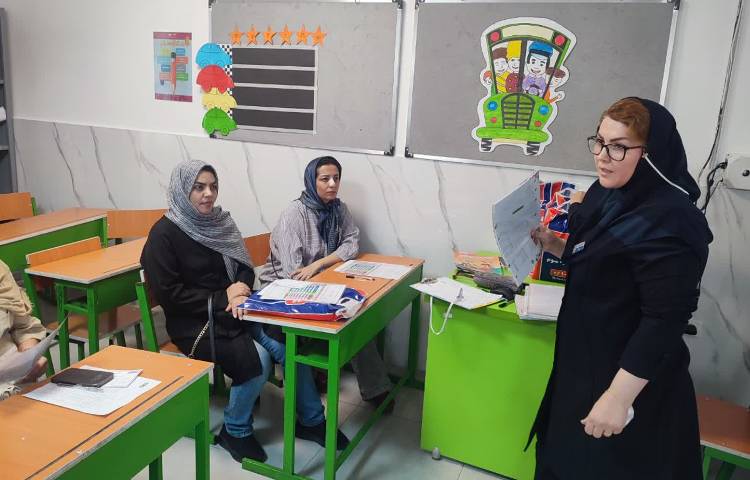 اولیا و مربیان پایه چهارم و پنجم 3