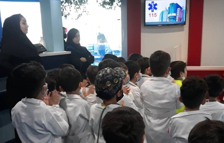 :اولین اردوی پایگاه تابستانی،دکتر لند،شادی و هیجان با پسران توانمند پیش دبستانی 25