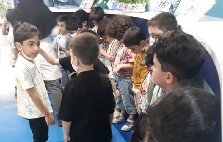 :اولین اردوی پایگاه تابستانی،دکتر لند،شادی و هیجان با پسران توانمند پیش دبستانی 33