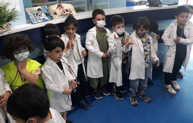 :اولین اردوی پایگاه تابستانی،دکتر لند،شادی و هیجان با پسران توانمند پیش دبستانی 36