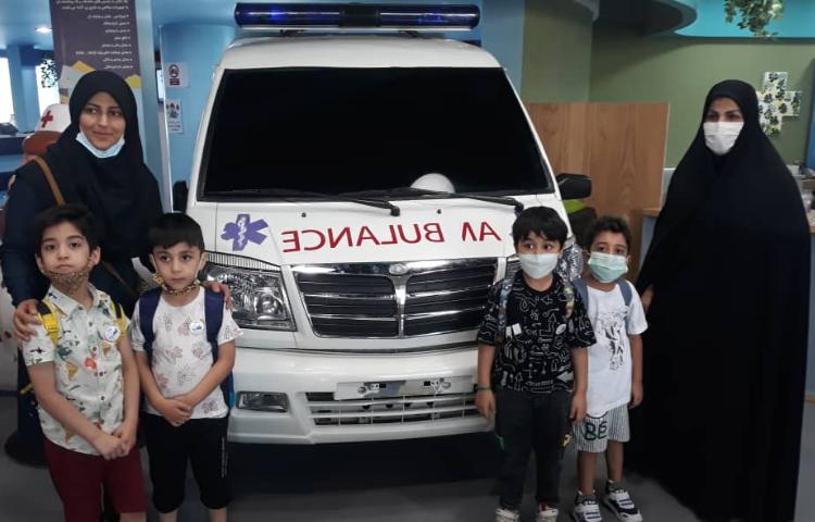 :اولین اردوی پایگاه تابستانی،دکتر لند،شادی و هیجان با پسران توانمند پیش دبستانی 39