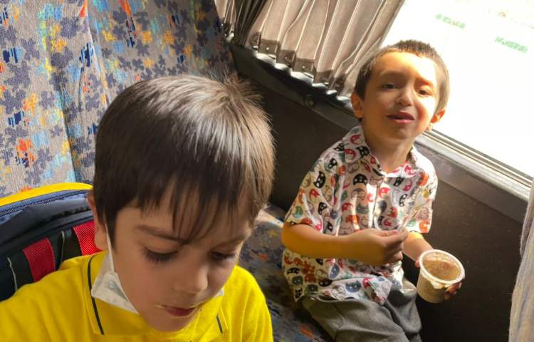 :اولین اردوی پایگاه تابستانی،دکتر لند،شادی و هیجان با پسران توانمند پیش دبستانی 46