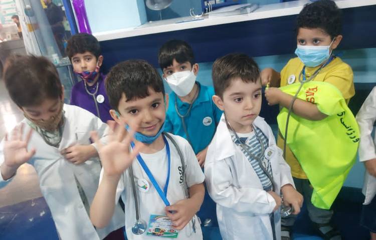 :اولین اردوی پایگاه تابستانی،دکتر لند،شادی و هیجان با پسران توانمند پیش دبستانی 71