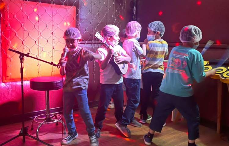 :اولین اردوی پایگاه تابستانی،کاربازیا برج میلاد،شادی و هیجان با پسران توانمند پایه اول 4