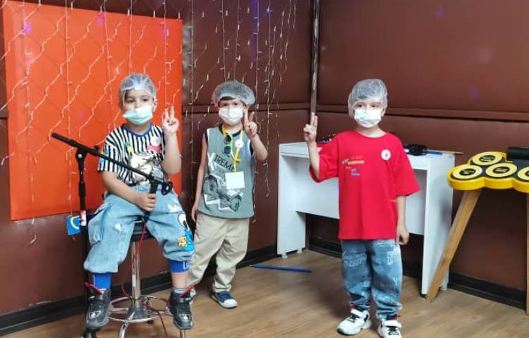 :اولین اردوی پایگاه تابستانی،کاربازیا برج میلاد،شادی و هیجان با پسران توانمند پایه اول 31