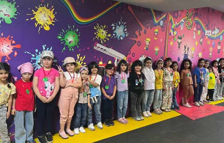 اولین اردوی پایگاه تابستان 1