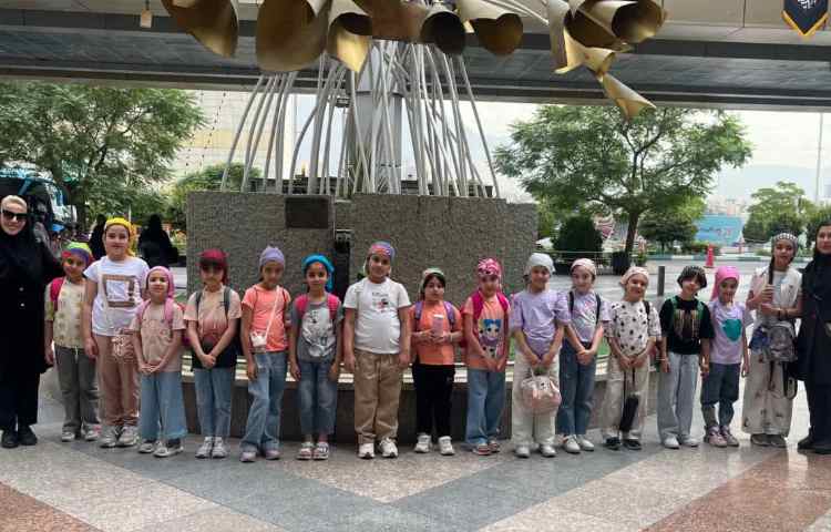 اولین اردوی پایگاه تابستان 1