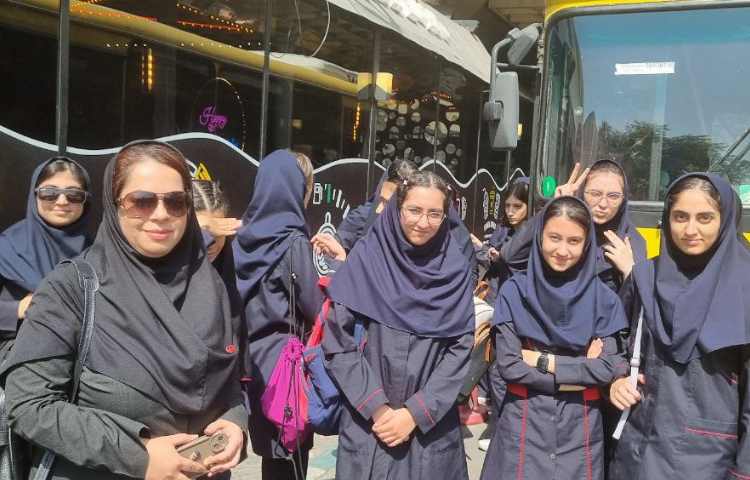 اولین اردو تابستانی پایه دهم و یازدهم 9