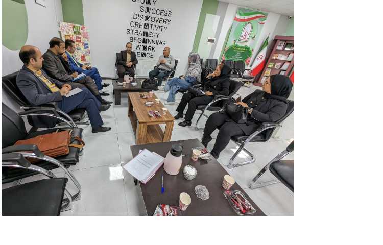 (اولین جلسه انجمن اولیاء مربیان)