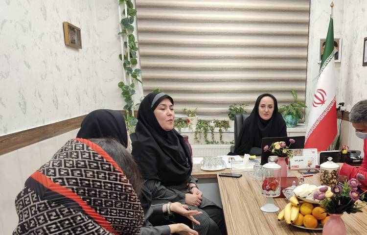 اولین جلسه انجمن اولیا مربیان 2