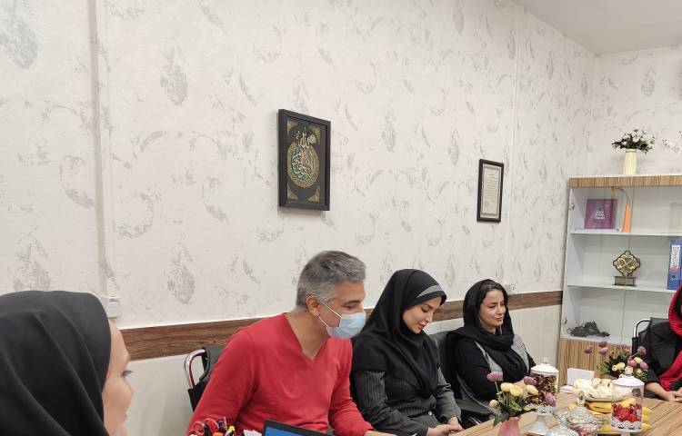اولین جلسه انجمن اولیا مربیان 4