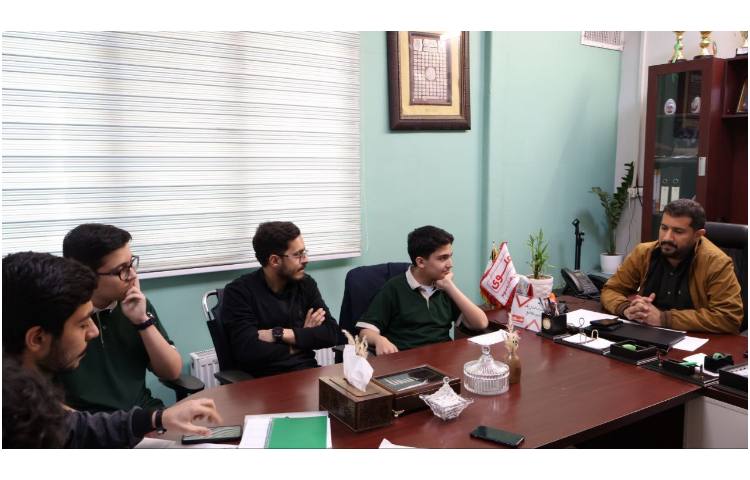 اولین جلسه شورای دانش آموزی با حضور مدیر محترم مجتمع و معاونین مدرسه 2