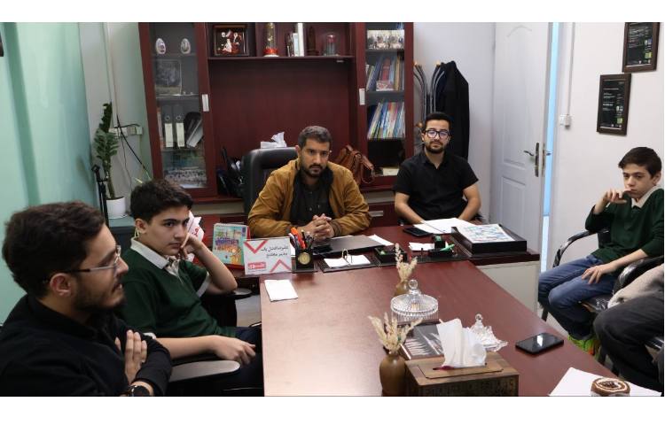 اولین جلسه شورای دانش آموزی با حضور مدیر محترم مجتمع و معاونین مدرسه 3