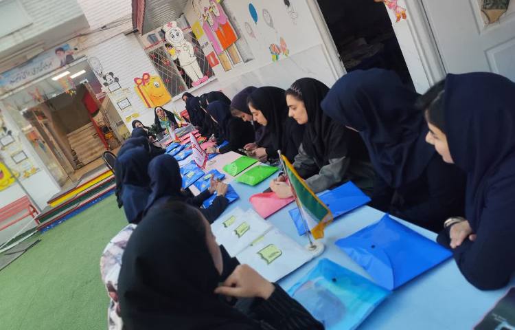 اولین جلسه شورای دبستان 6