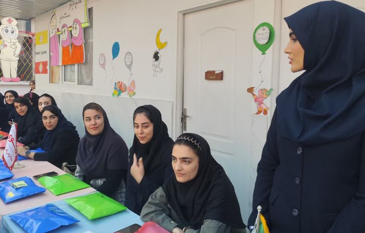 اولین جلسه شورای دبستان 8