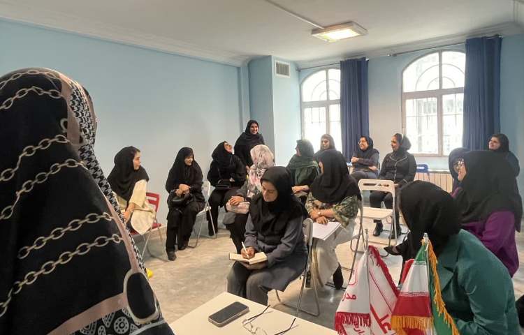 اولین جلسه شورای دبیران 5