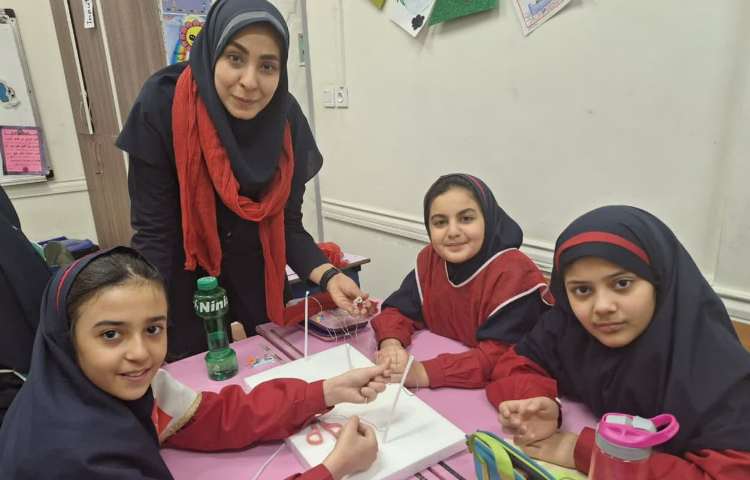 اولین روز از هفته علوم 5