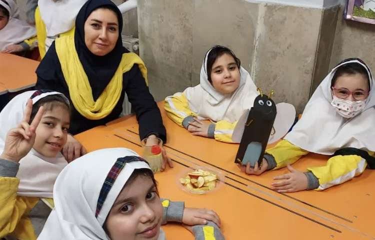 اولین روز از هفته علوم 8